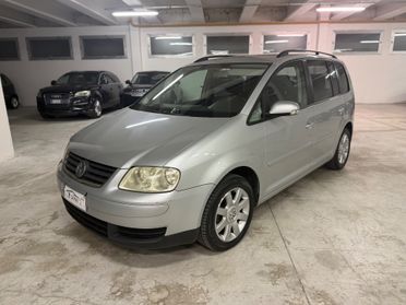 Volkswagen Touran Volskwagen