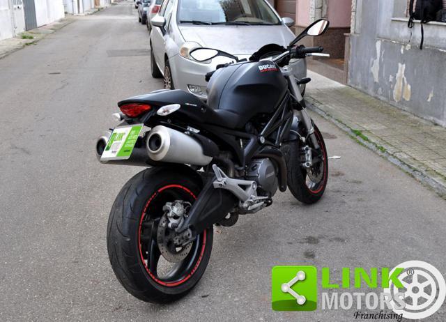 DUCATI Monster 696 696+