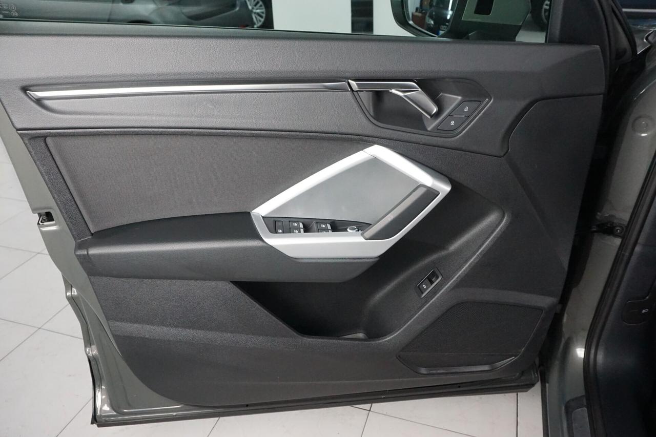 Audi Q3 SPB 35 TDI S tronic Business Plus