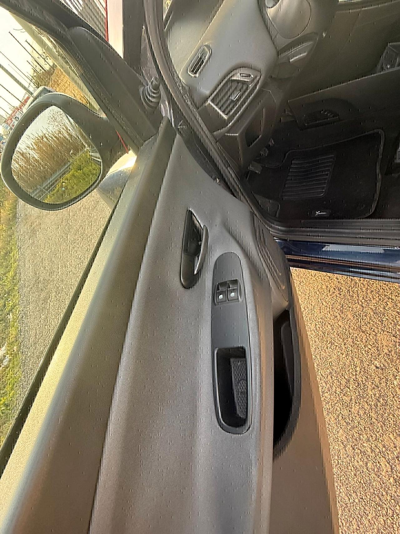 Lancia Ypsilon 1.3 MJT 16V 95 CV 5 porte S&S Platinum