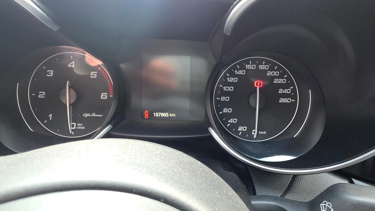 Alfa Romeo Giulia 2.2 Turbodiesel 180 CV Super