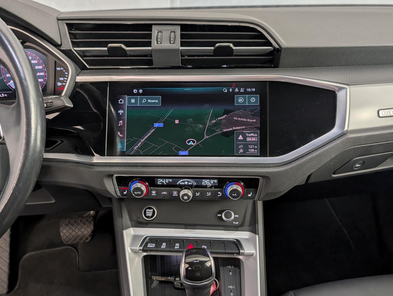 Audi Q3 35 TDI S-tronic Business Advanced