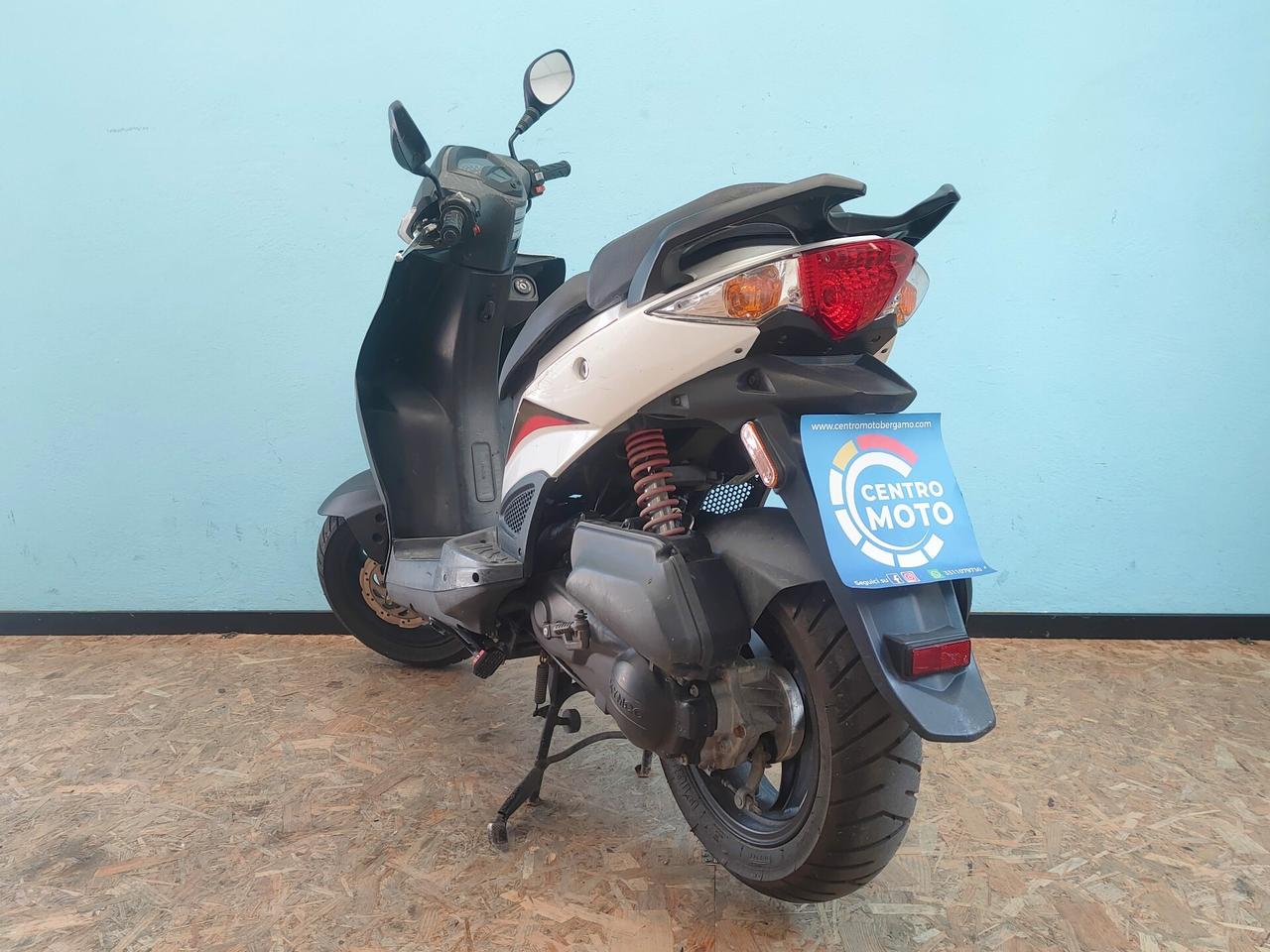 Kymco Agility 50 RS: grintoso e parsimonioso
