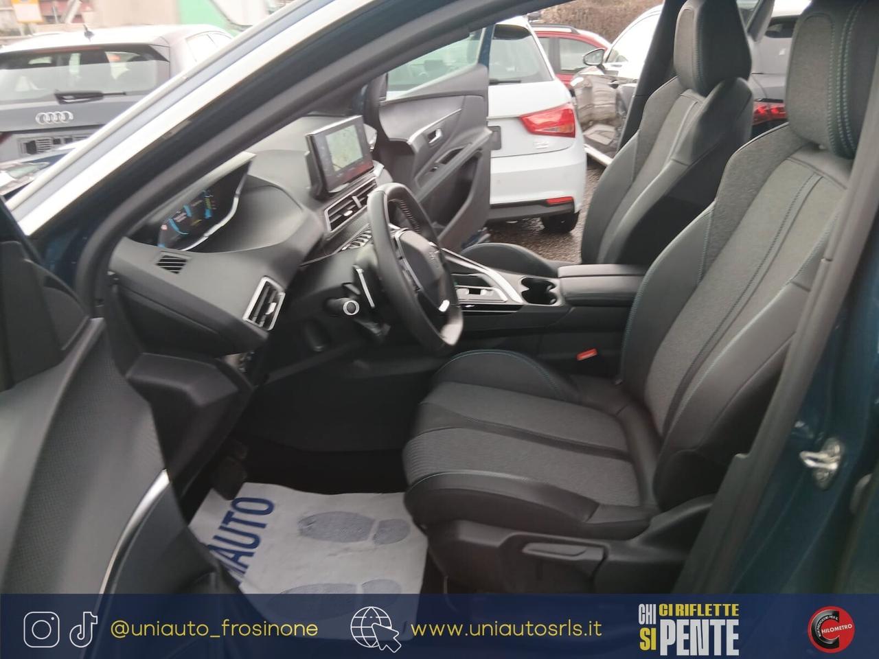 Peugeot 3008 Hybrid 180 e-EAT8 Allure Pack