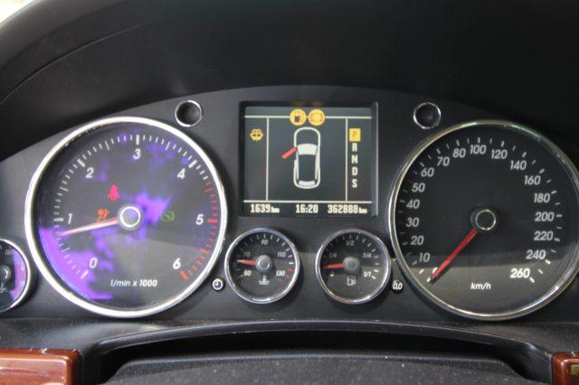 VOLKSWAGEN Touareg 3.0 V6 TDI DPF tiptronic Exclusive