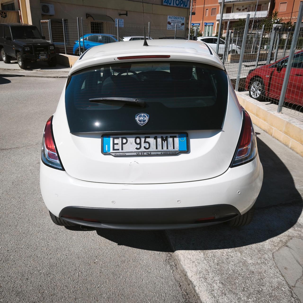 Lancia Ypsilon 1.3 MJT 16V 95 CV 5 porte S&S Silver