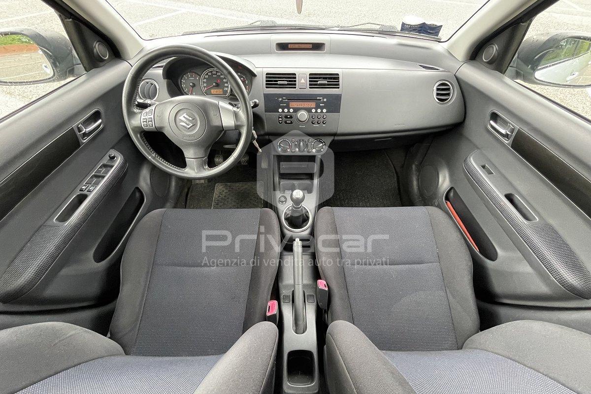 SUZUKI Swift 1.3 4x4 5p. GL