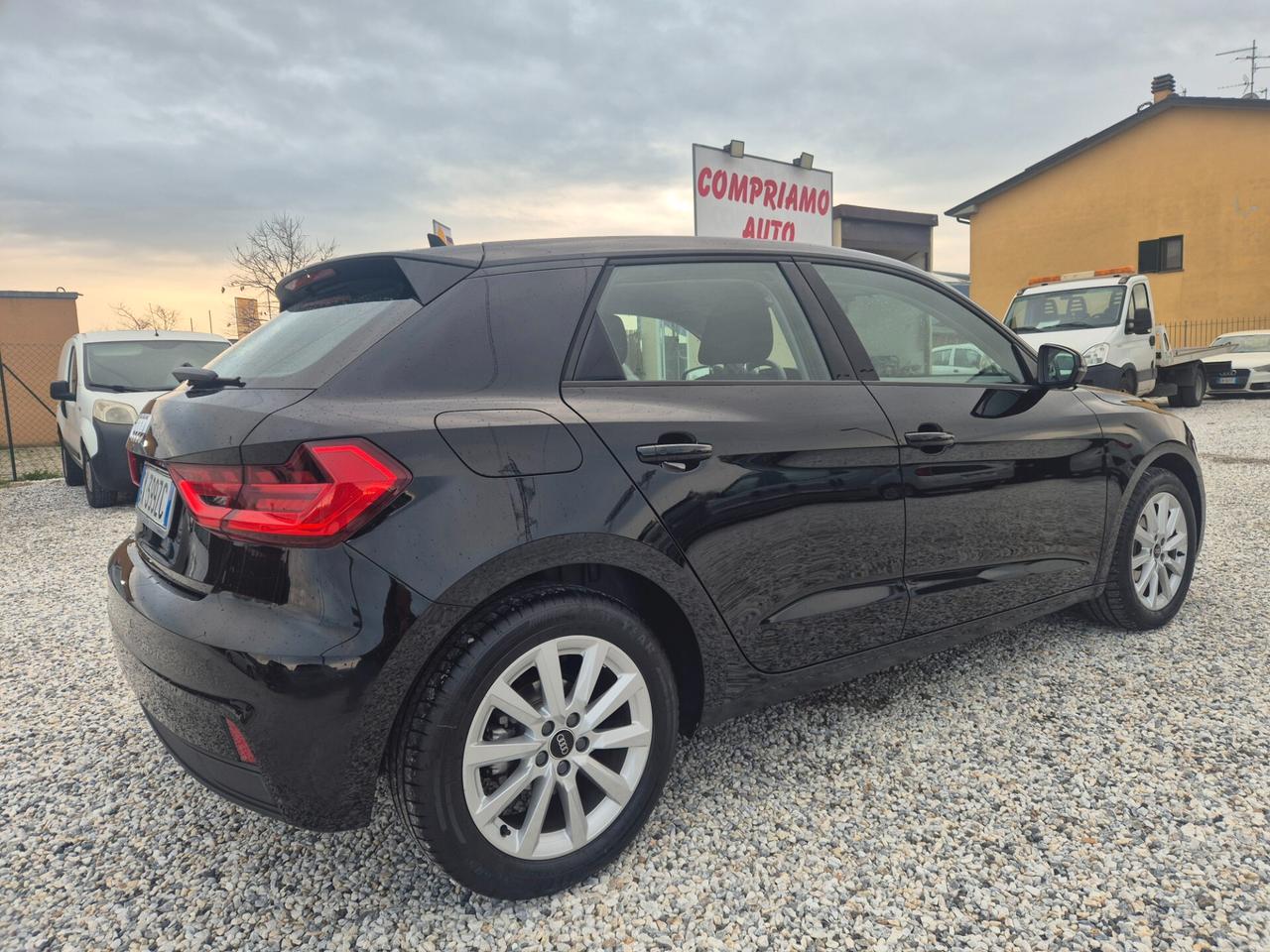Audi A1 allstreet 30 TFSI Business