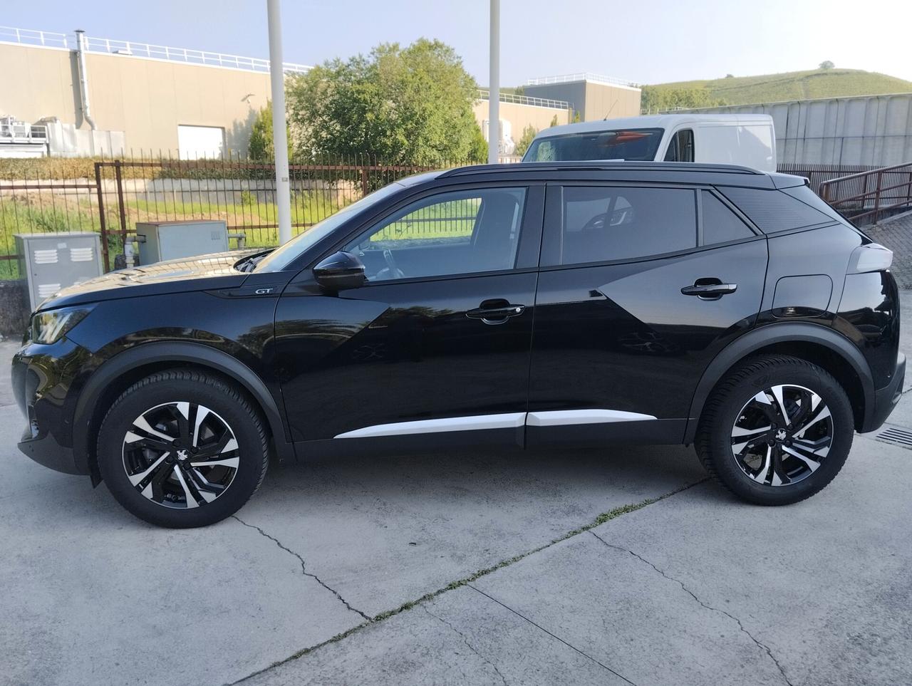 Peugeot 2008 PureTech 130 S&S GT
