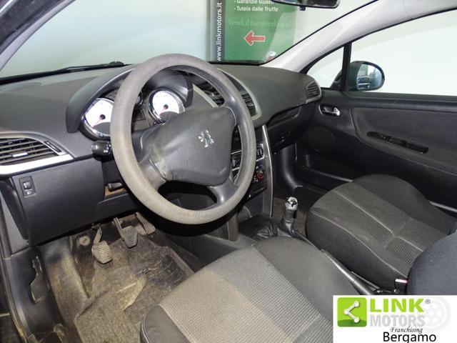 PEUGEOT 207 1.6 VTi 120CV CC aut. Féline -NEOPATENTATI