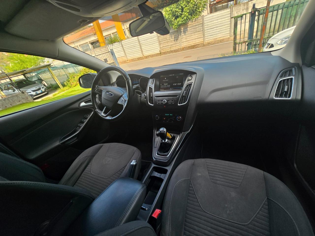 Ford Focus 1.5 TDCi 120CV Titanium euro6-2016