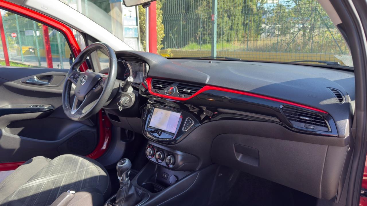 Opel Corsa 1.4 90CV Coupé b-Color 2015