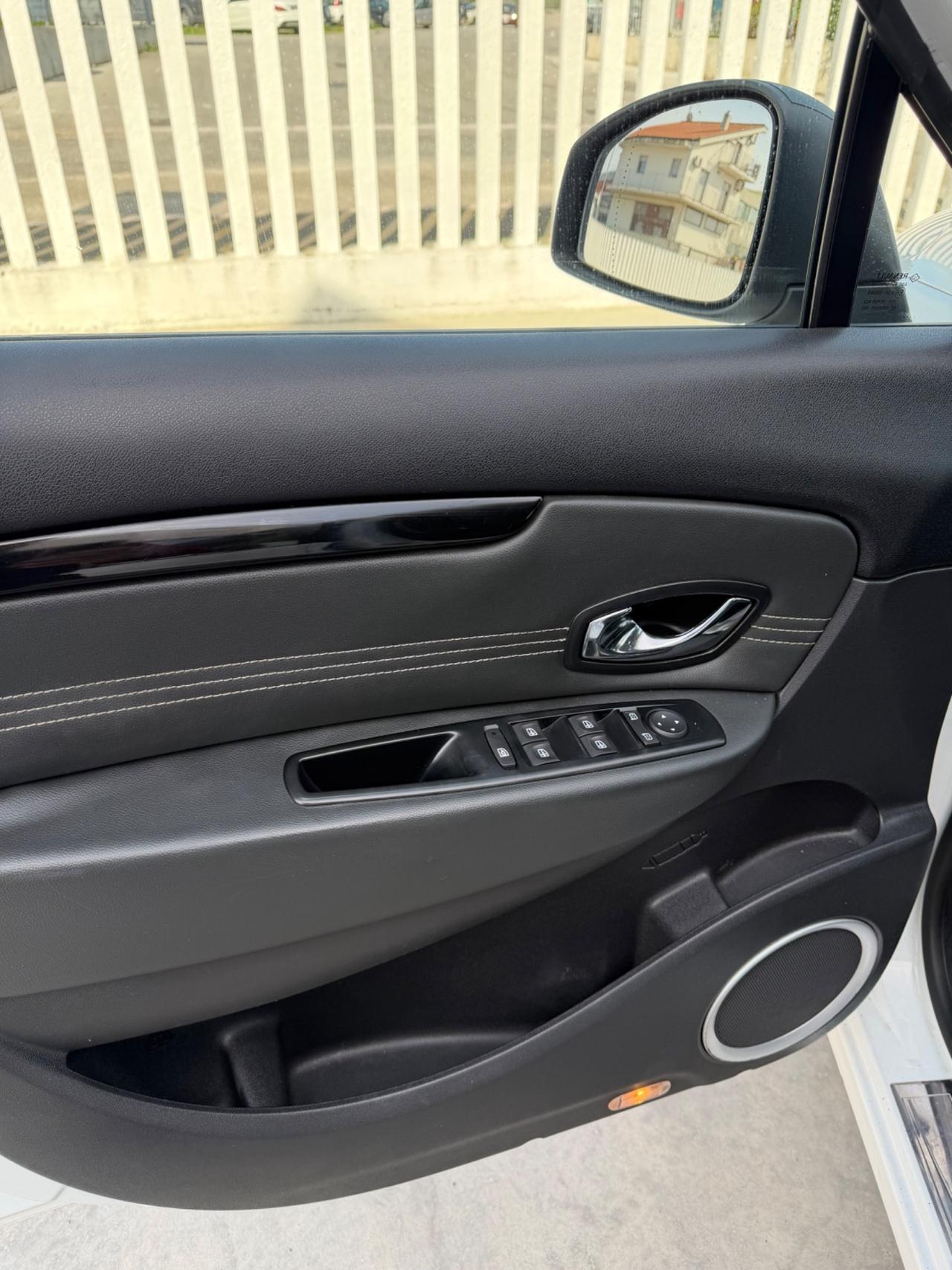 Renault Scenic Scénic X-Mod 1.5 dCi 110CV Dynamique