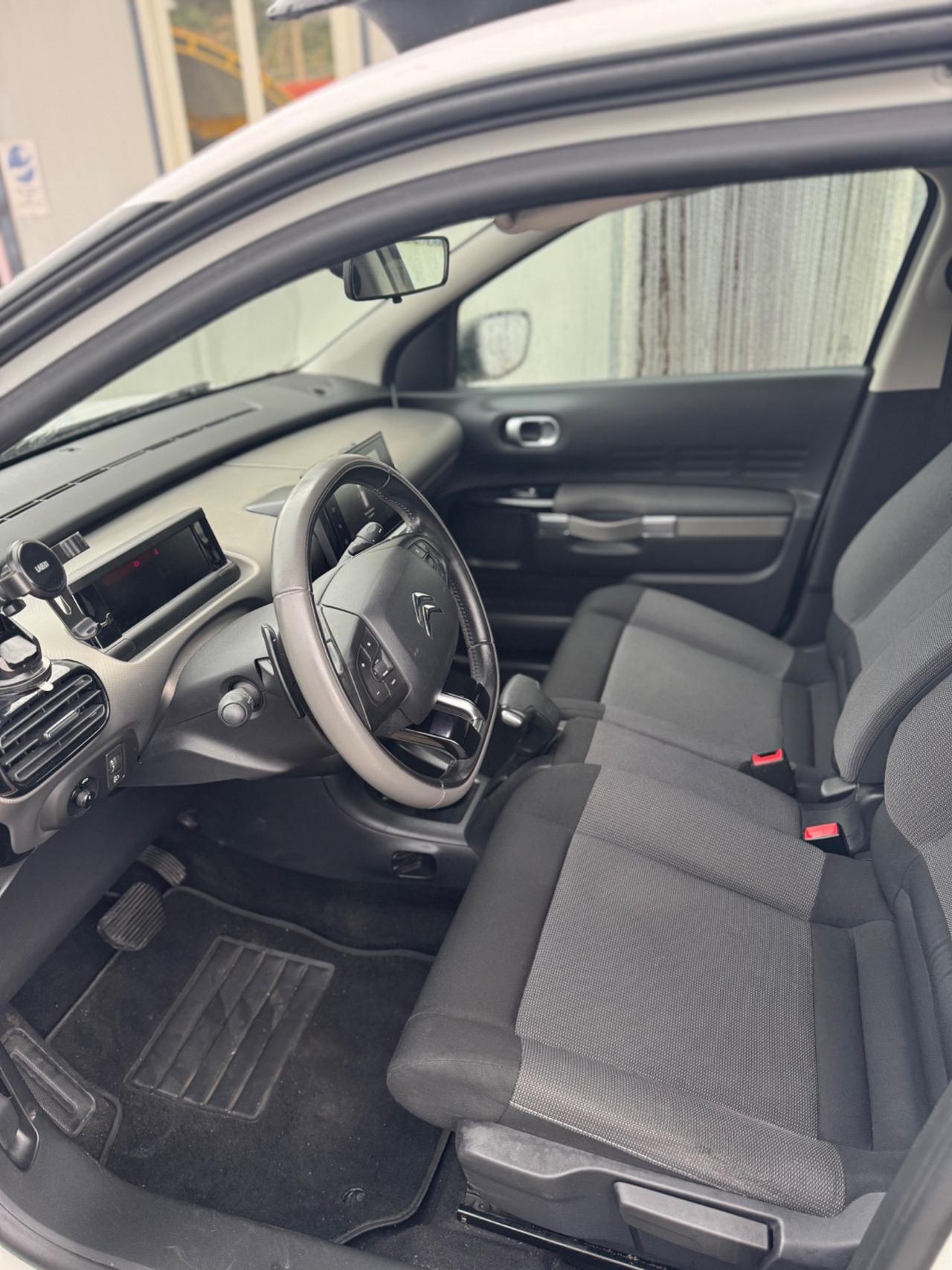 Citroen C4 Cactus BlueHDi 100 S&S ETG6 Shine