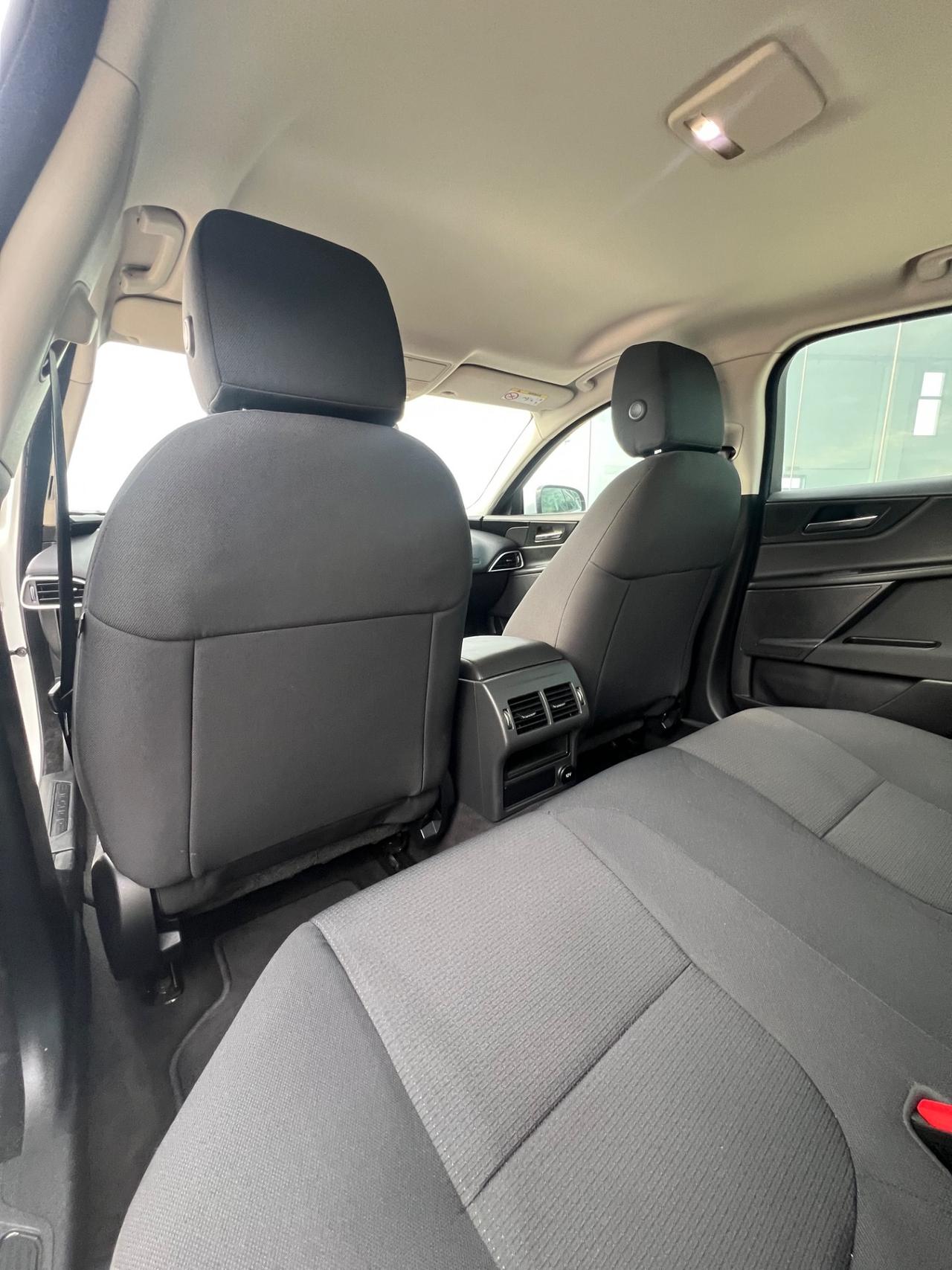 Jaguar XE 2.0d Pure 180cv auto