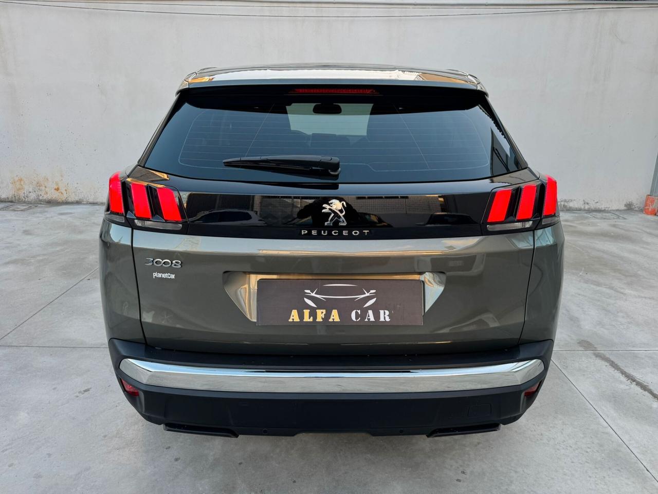 PEUGEOT 3008 BlueHDi 130cv 2019!!! AUTOMATICO!!!