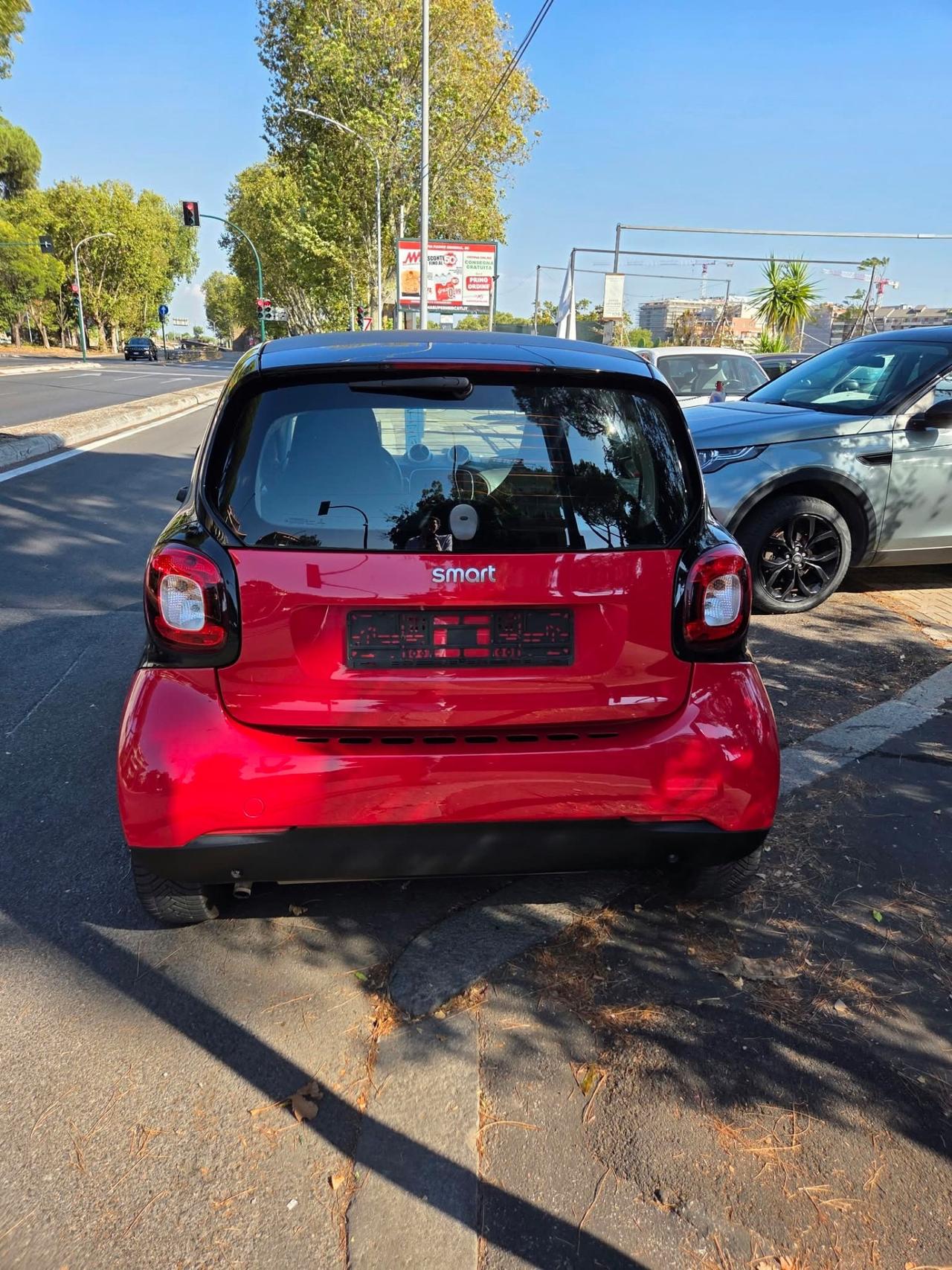 Smart ForTwo 1.0 71cv Coupe C manuale clima auto Cerchi 16