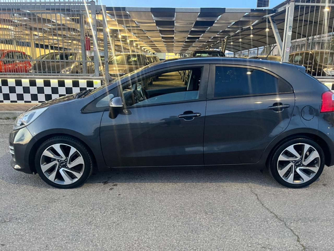 Kia Rio 1.1 CRDi 5p.S&S High Tech Unipro 2016