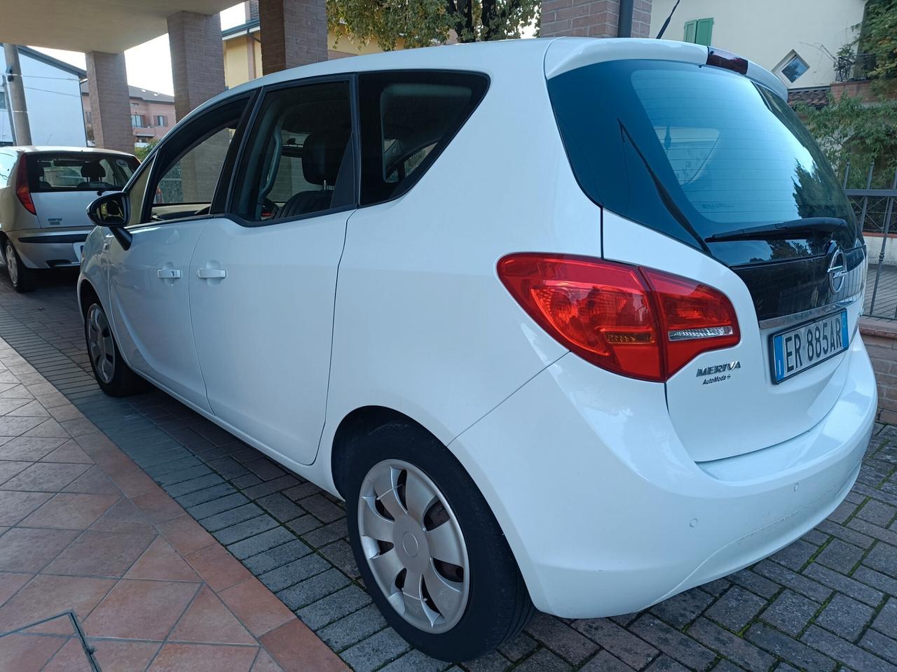 Meriva II 2010 1.3 cdti ecoflex Elective 95cv