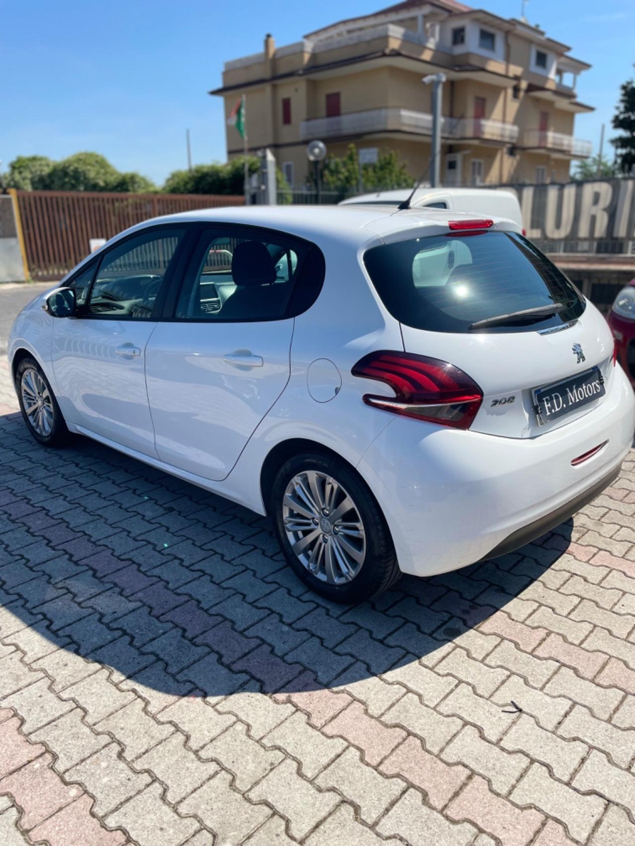Peugeot 208 PureTech 82 5 porte Access