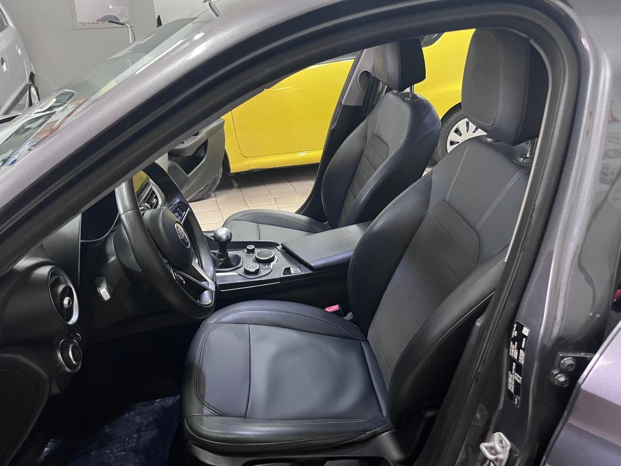 Alfa Romeo Giulia 2.2 150 CV Super tagliandata