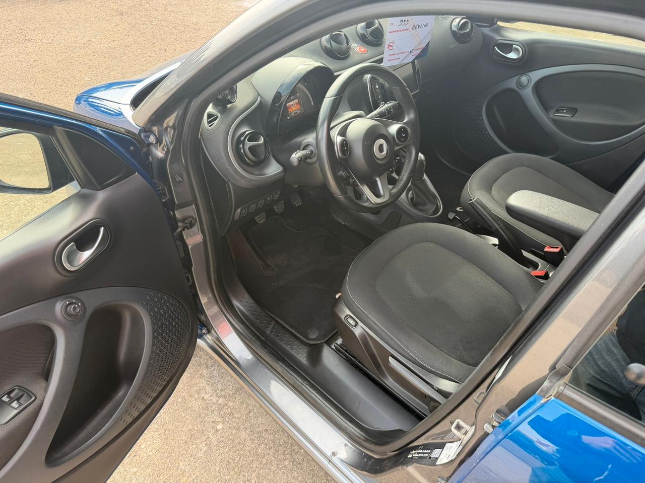 Smart ForFour 2019 1.0B *MAN* *UNIPRO*