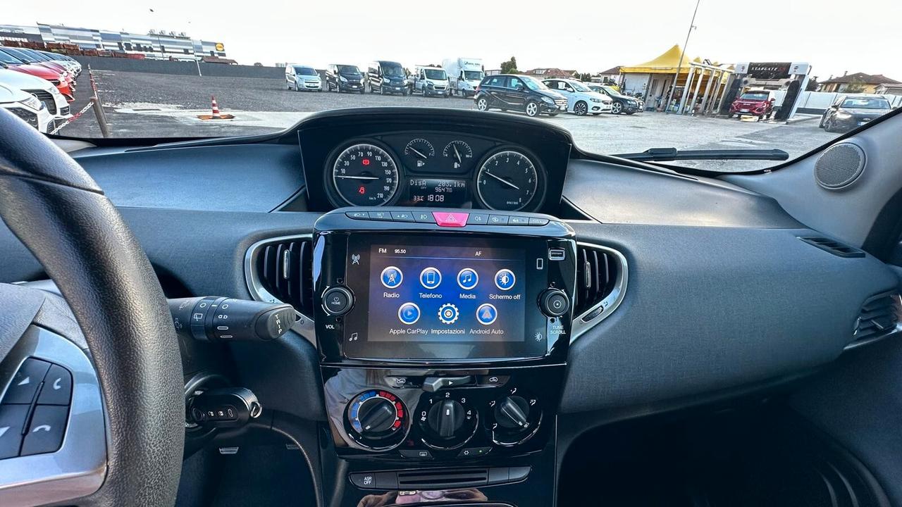 Lancia Ypsilon 1.0 5 porte KM CERTIFICATI UNICO PROPRIETARIO