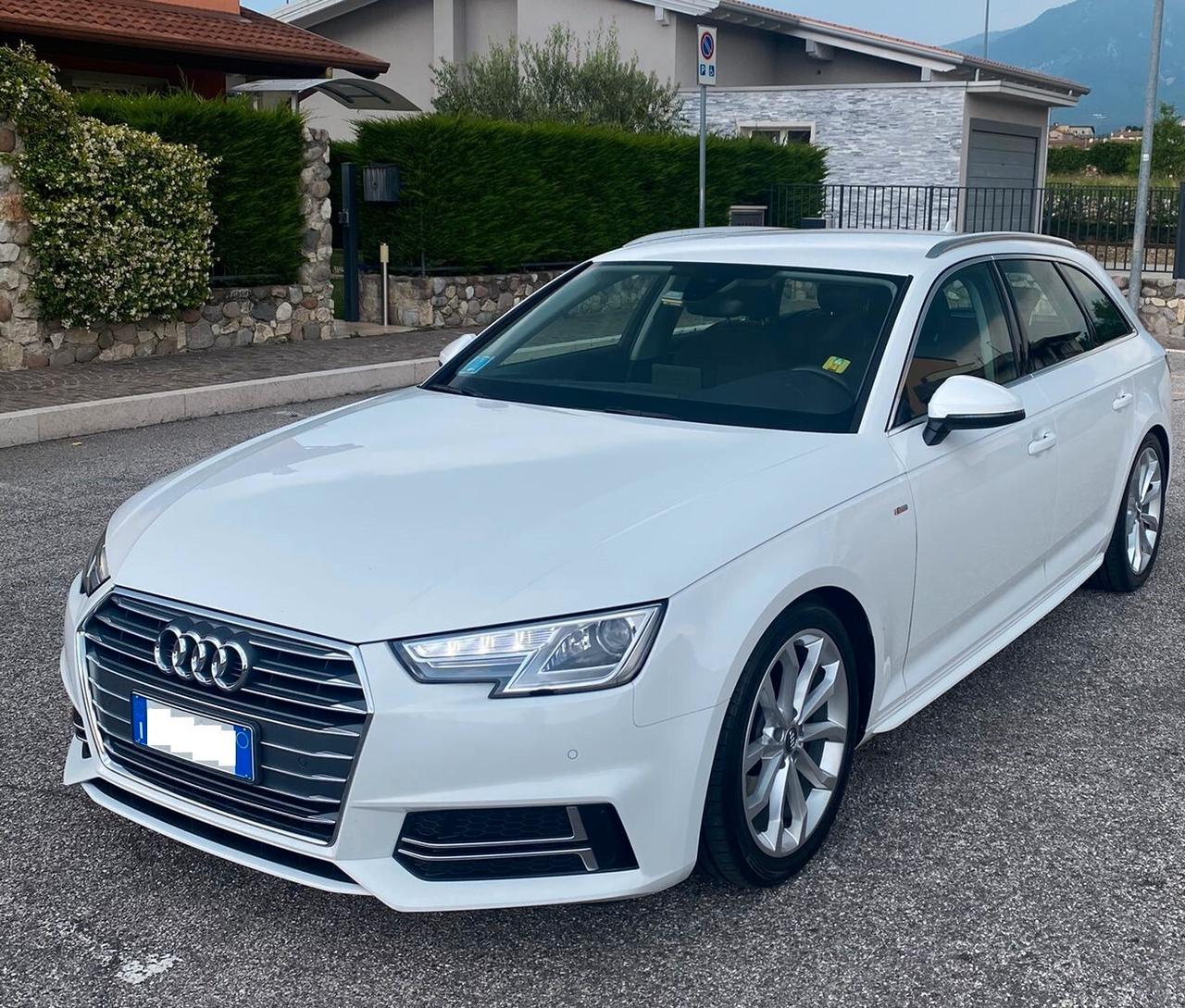 Audi A4 2.0 TDI 122 CV S tronic Sport #GM