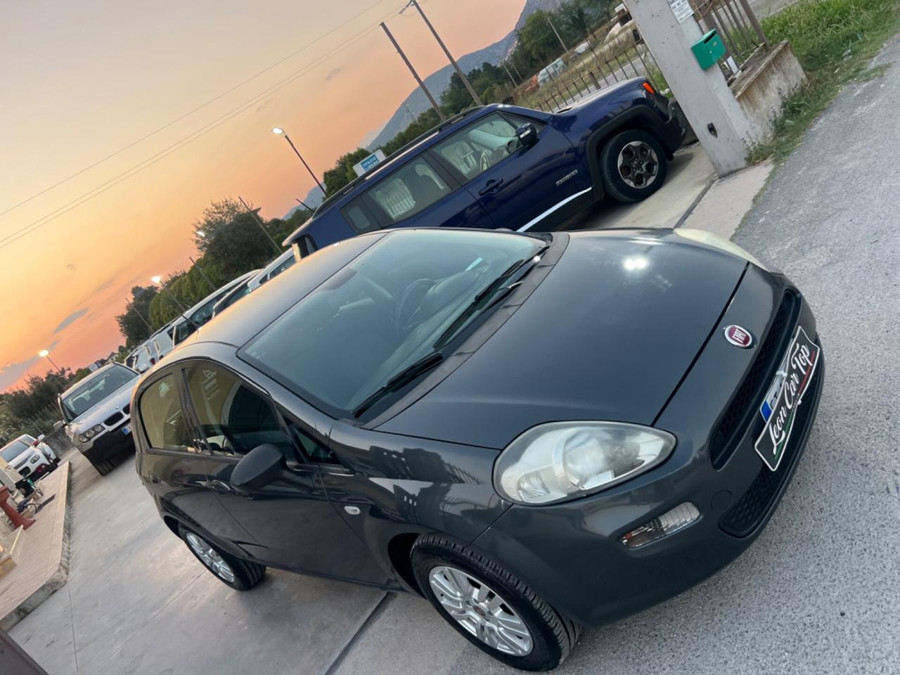 Fiat Punto 1.2 8V 5 porte Street unico proprietario garantita
