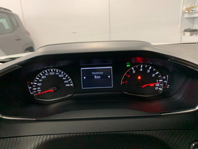 PEUGEOT 2008 1.5 BlueHDi EAT8 Allure Navi Pack Automatico