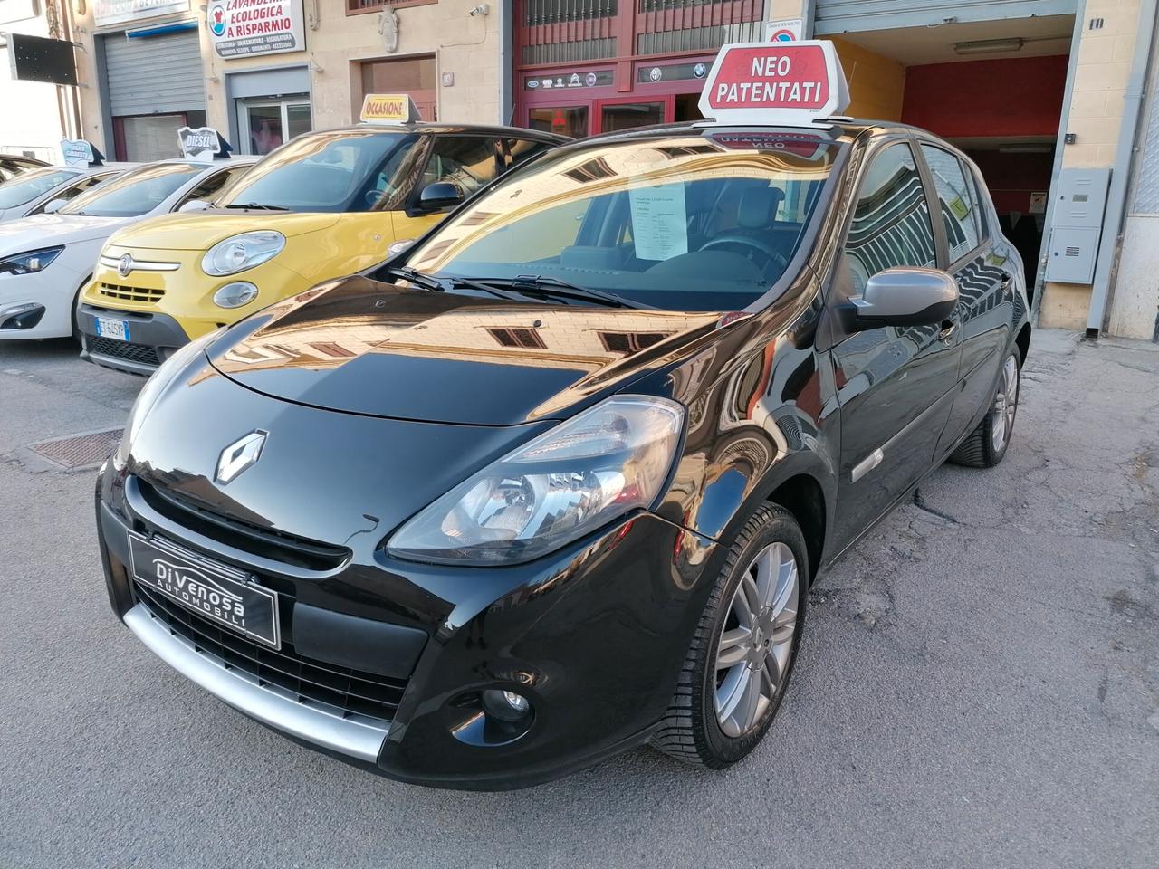 Renault Clio 1.2 Benzina PARI AL NUOVO