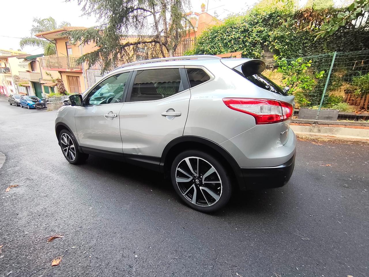 Nissan Qashqai 1.6 dCi Tekna 2014