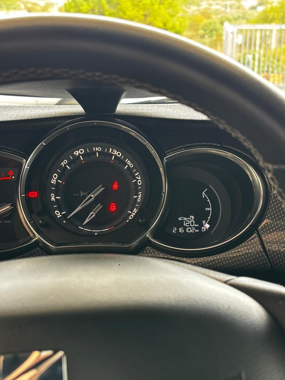 Citroen DS3 DS 3 BlueHDi 75 Sport Chic