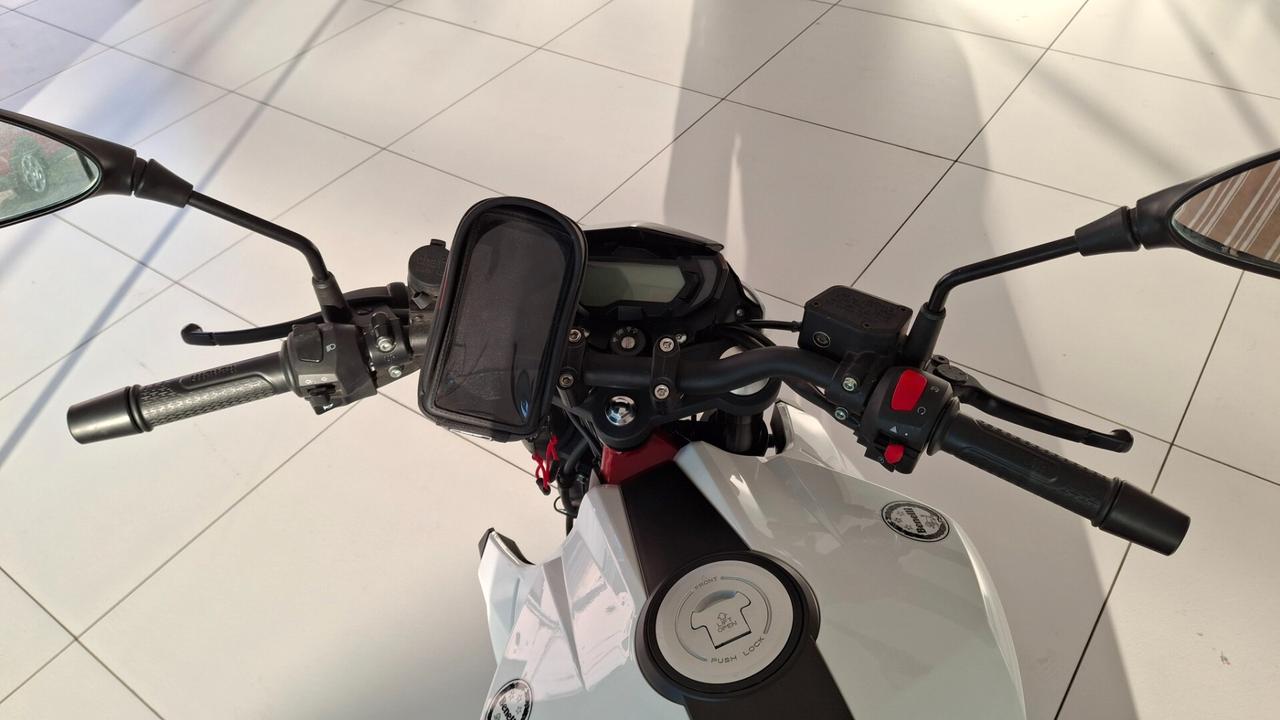 Benelli BN 125