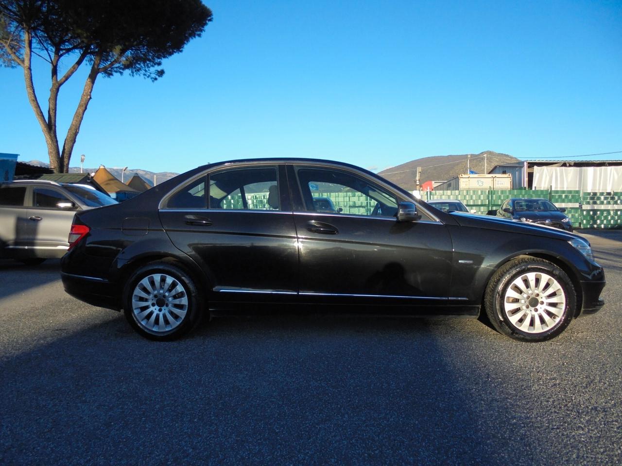 Mercedes-benz C 220 CDI BlueEFFICIENCY Elegance