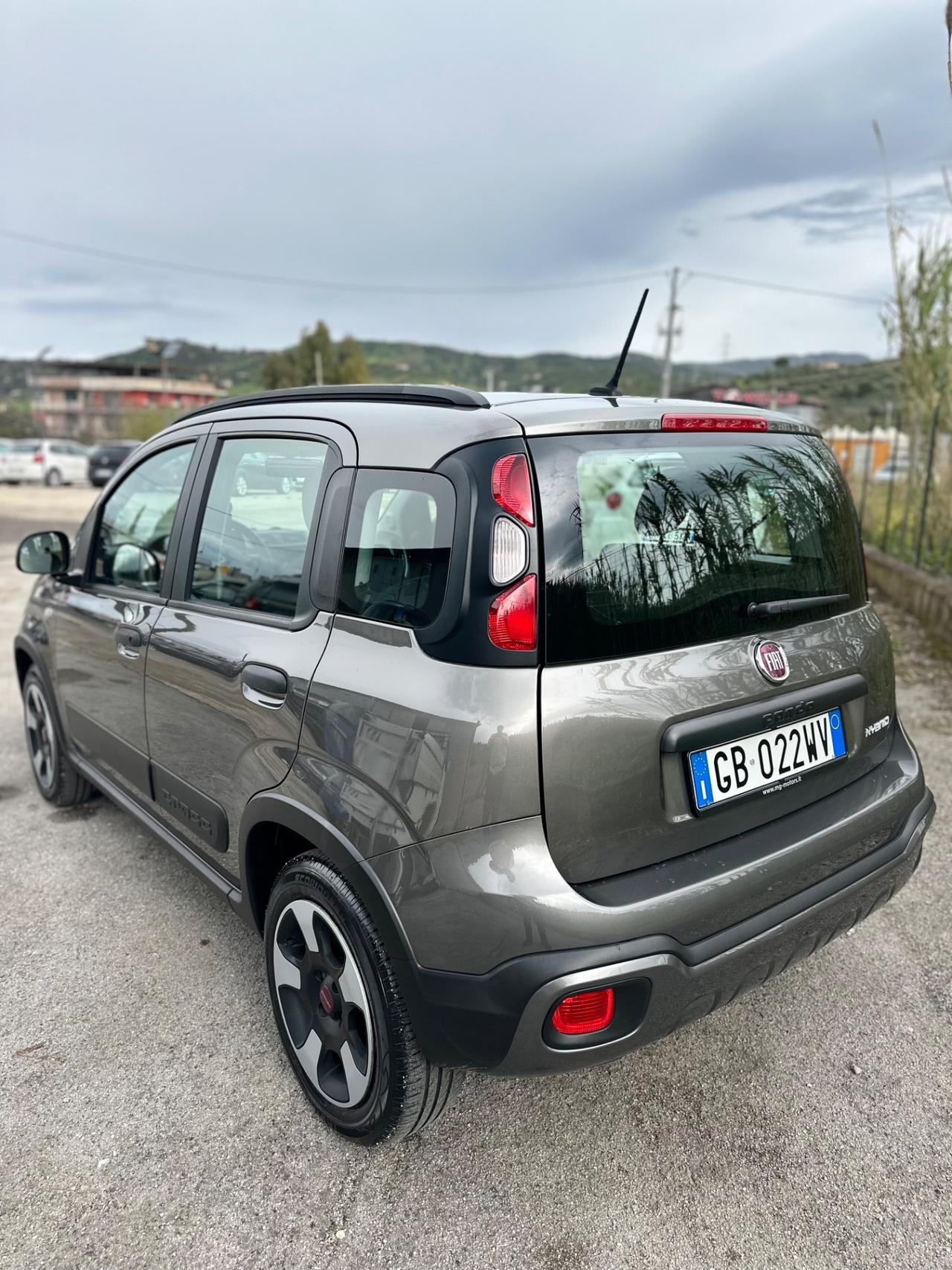 Fiat Panda 1.0 FireFly S&S Hybrid City Cross