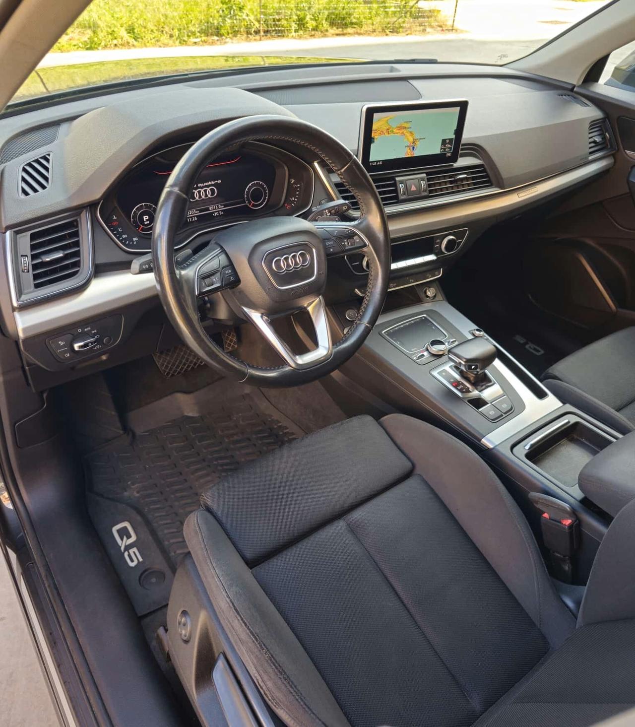 Audi Q5 2.0 TDI 190 CV quattro S tronic Business Sport