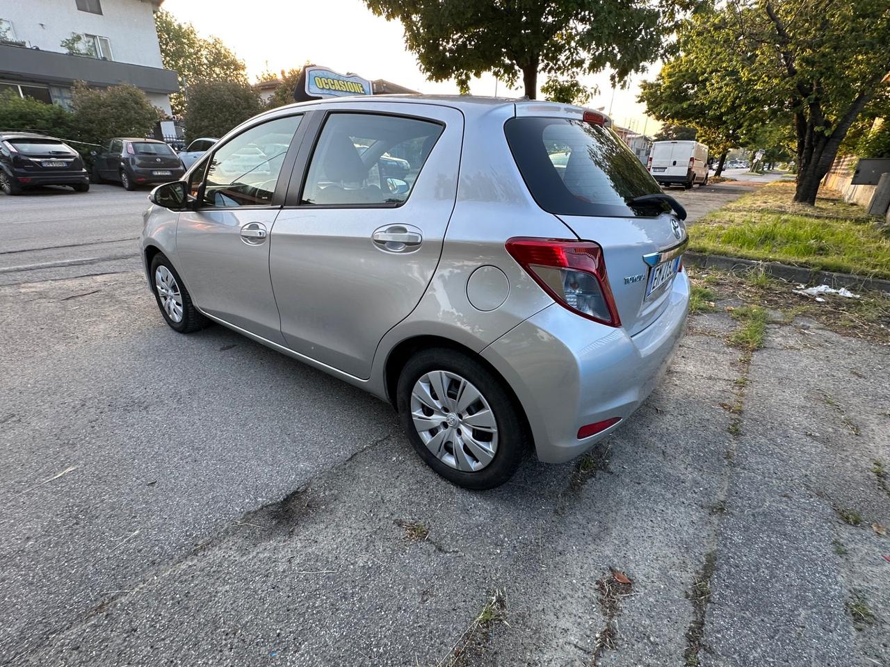 Toyota Yaris 1.3 5 porte Lounge