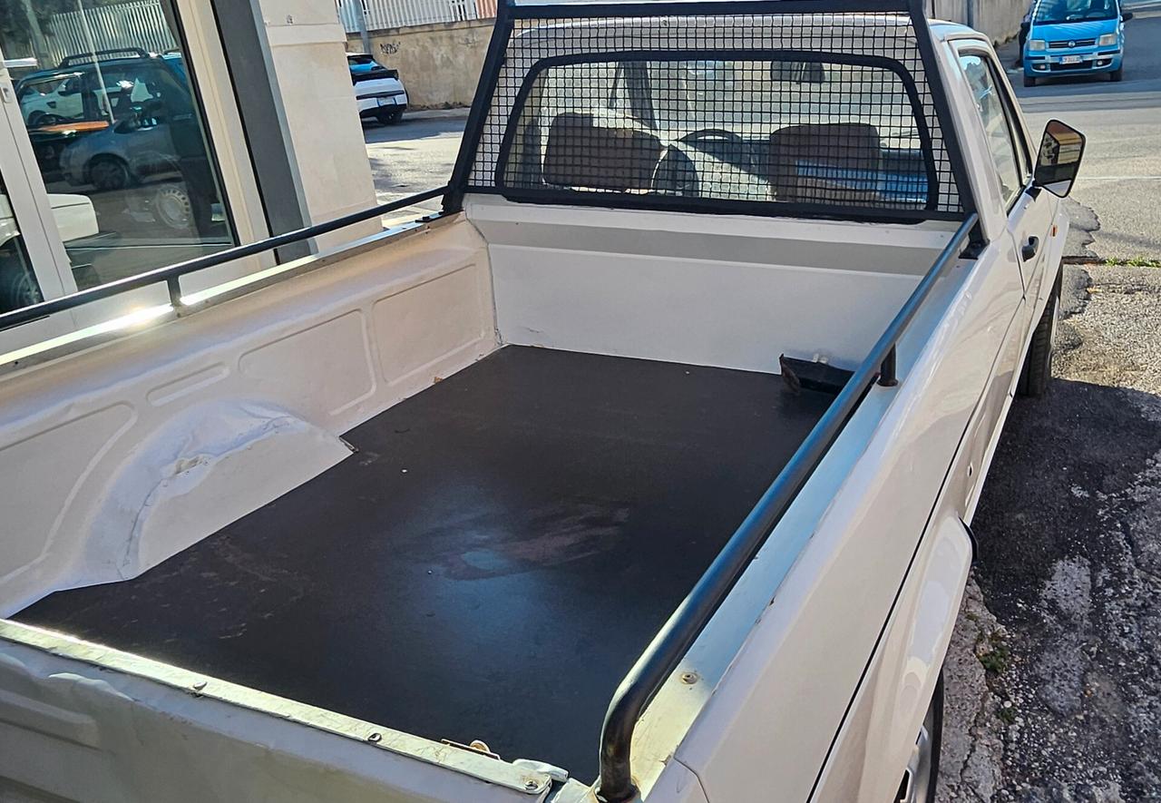 Volkswagen Caddy Pickup