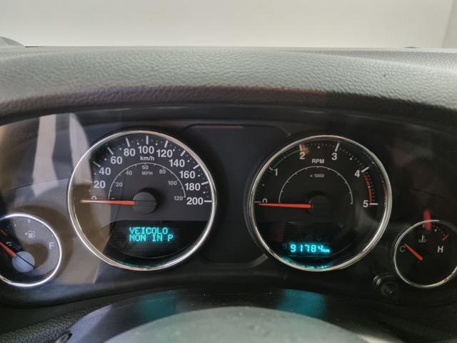 JEEP Wrangler 2.8 CRD DPF Sahara Auto