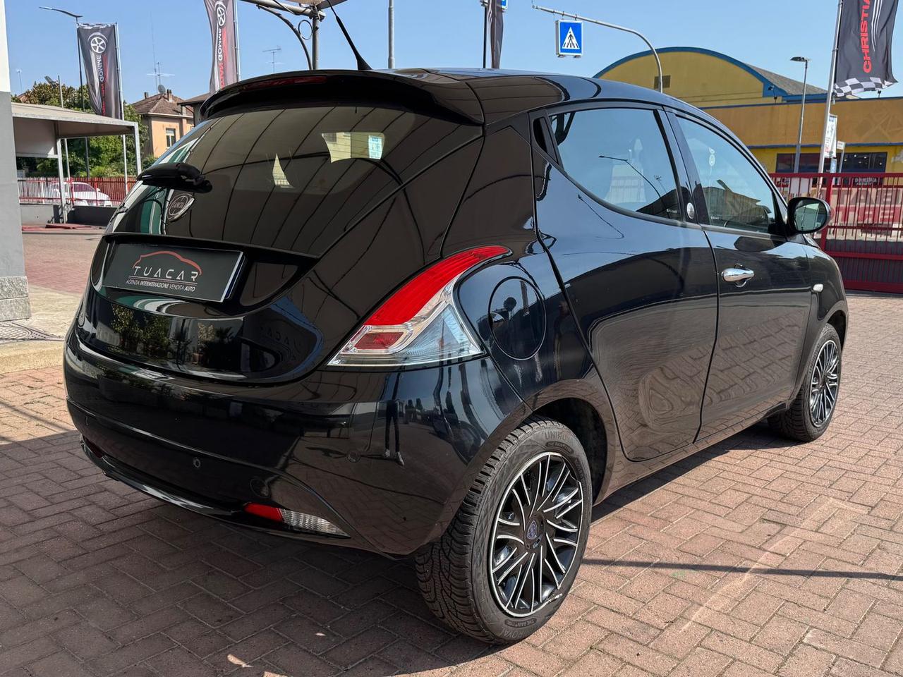 Lancia Ypsilon Gold 1.2 LPG #11723