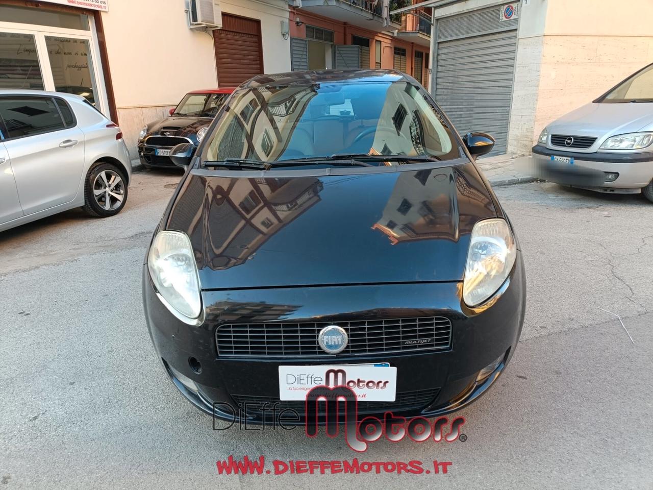Fiat Grande Punto 1.3 MJT 90 CV 5 porte Dynamic