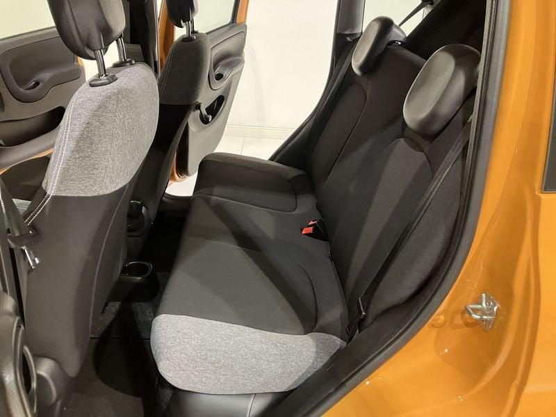 FIAT Panda 0.9 Turbo Natural Power City Life Radio Touch 7" Car Play