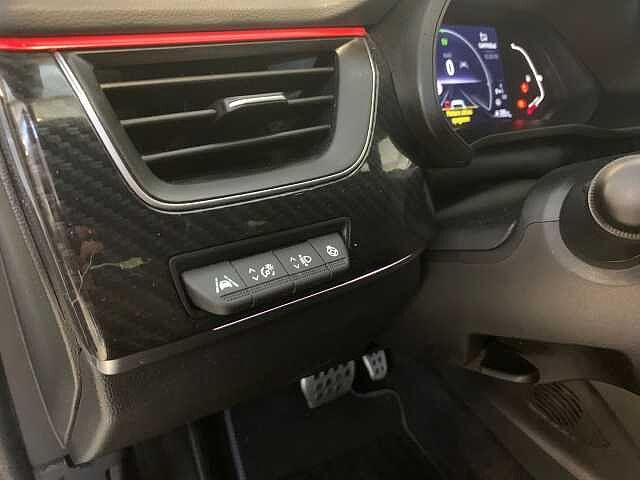 Renault Arkana Hybrid E-Tech 145 CV R.S. Line