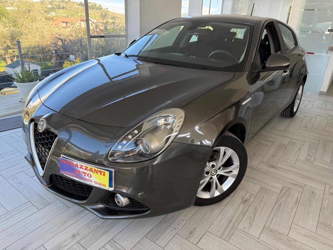 Alfa Romeo Giulietta 1.6JTDm Distinctive UNIPRO.2015