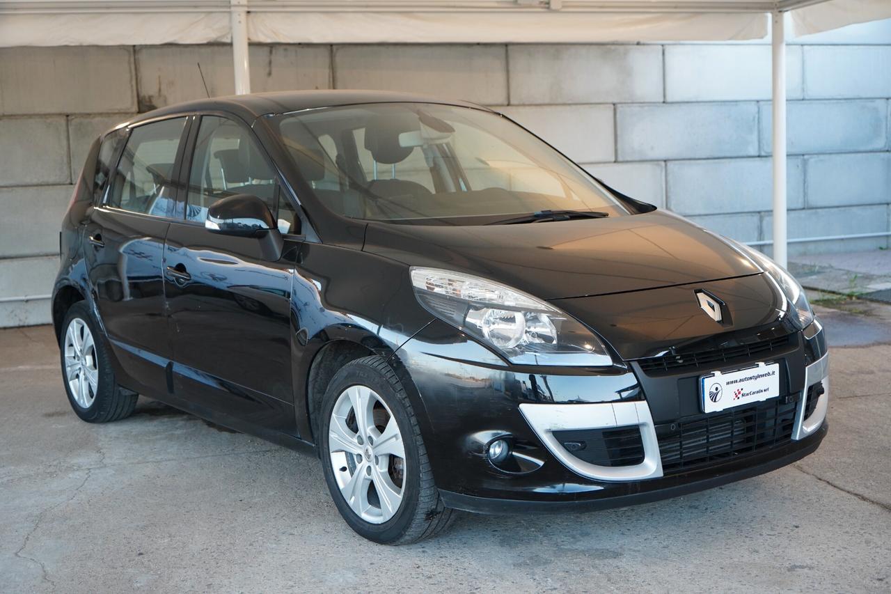 Renault Scenic X-Mod 1.5 dCi 110CV