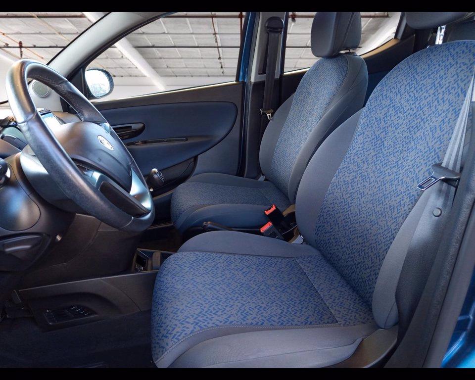LANCIA Ypsilon 1.0 firefly hybrid Gold s&s 70cv 5p.ti del 2024