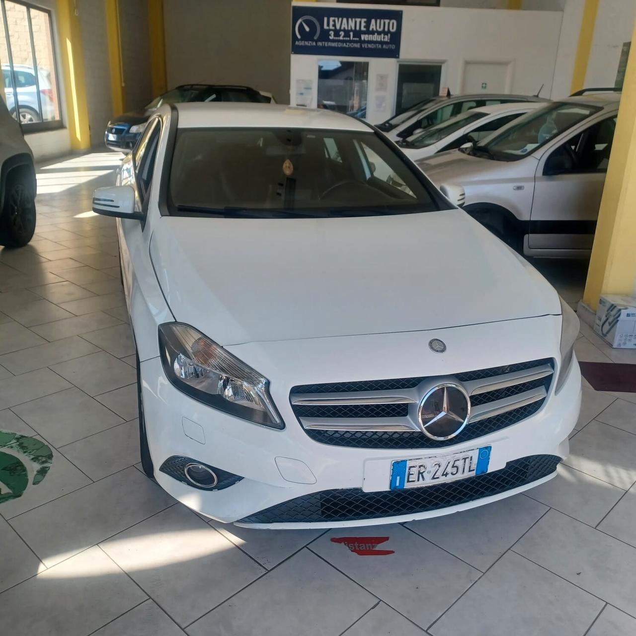 BUONE CONDIZIONI CLASSE A 180 1.5 TDI