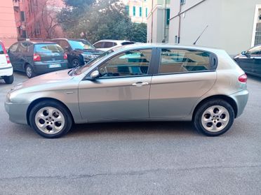Alfa Romeo 147 1.6 16V TS 5 porte Distinctive