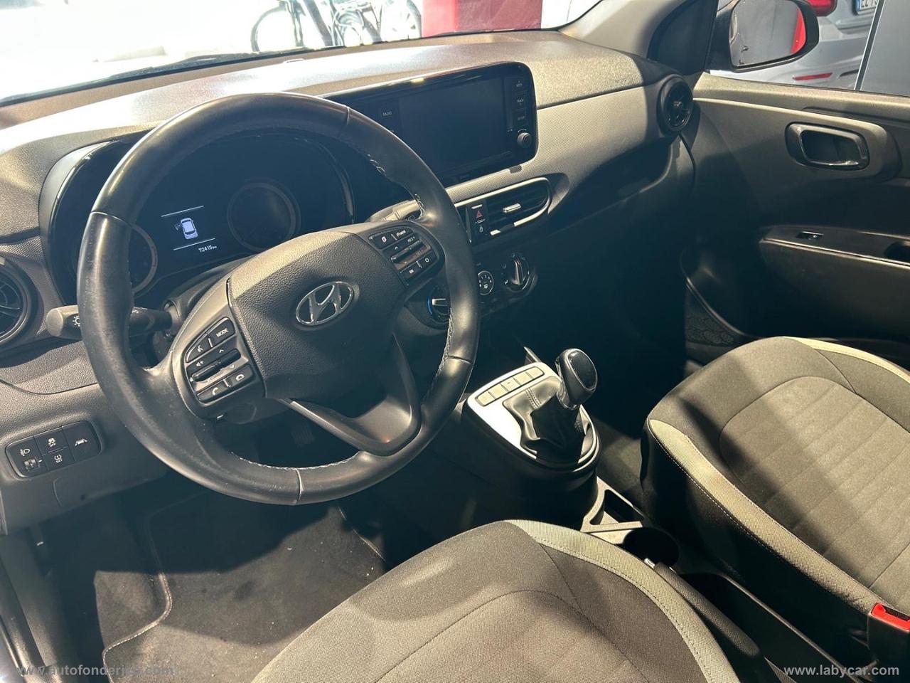 HYUNDAI i10 1.0 MPI AT Tech